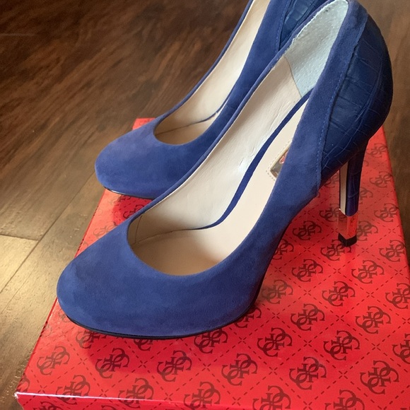 Guess Blue Suede Croc embossed stilettos with gold heel - Picture 4 of 9
